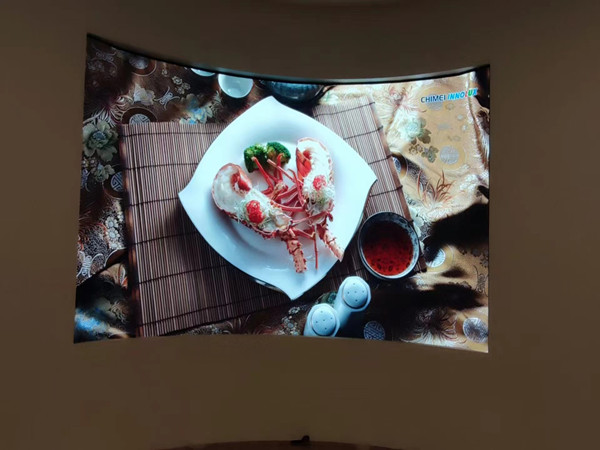 来宾市室内P2.5弧形LED屏